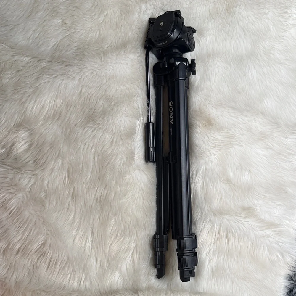 Sony Black Compact Tripod VCT-R640